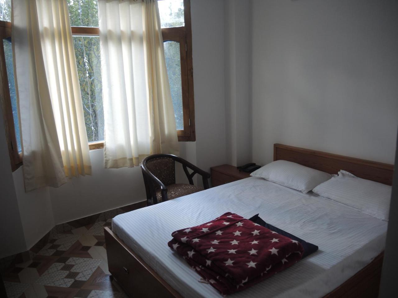 The Alpine Nest Hotel Кальпа Экстерьер фото
